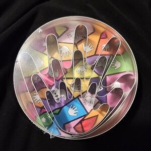 Hand Shaped Graduated Size Metal Cookie Cutter Baking Set Of 3 Unopened